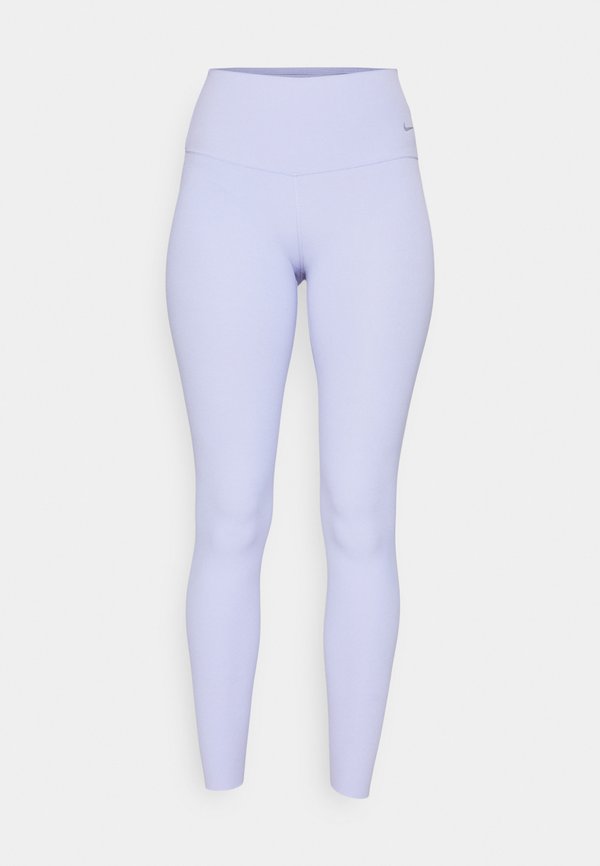 Nike Performance