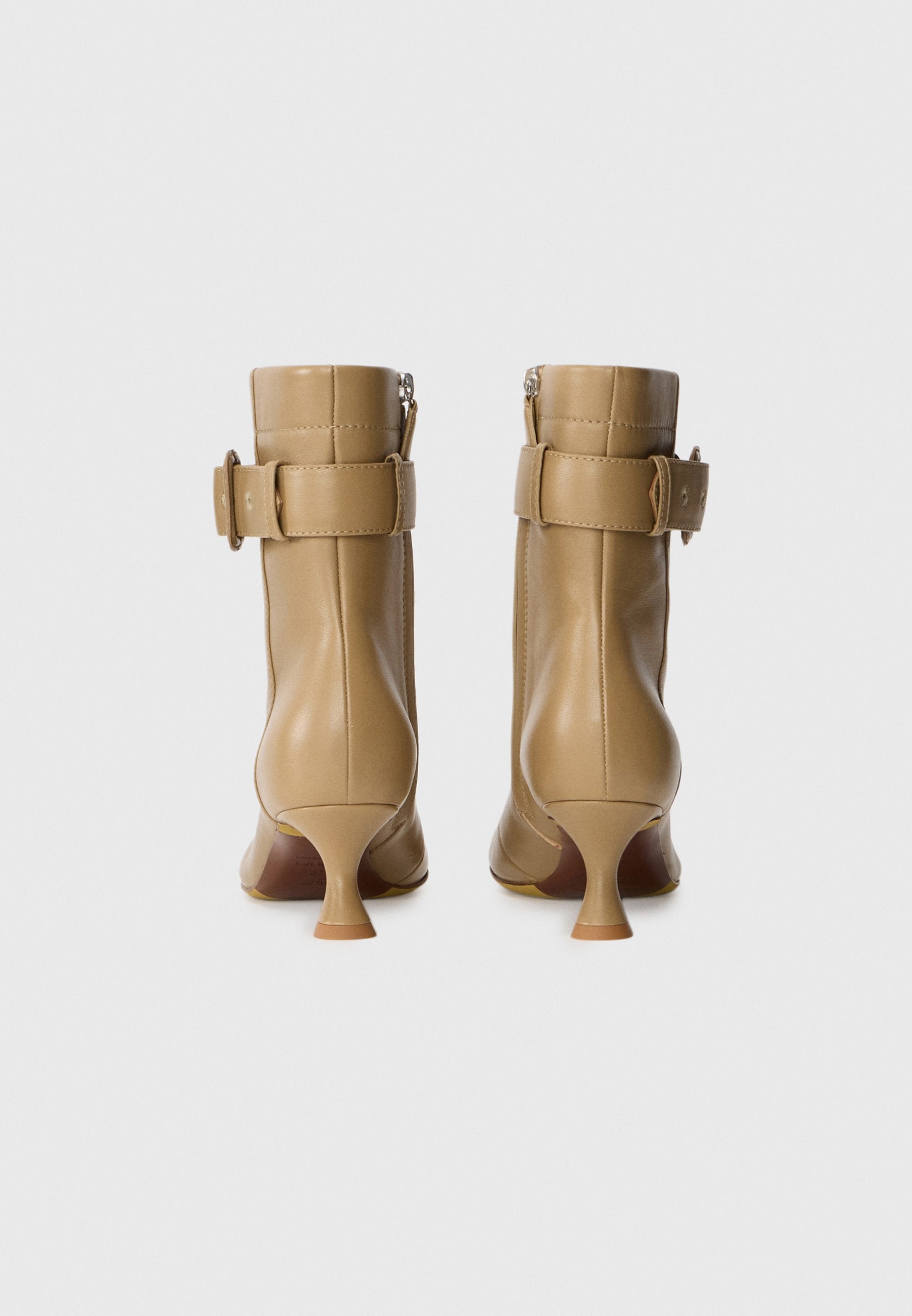 MOSCHINO