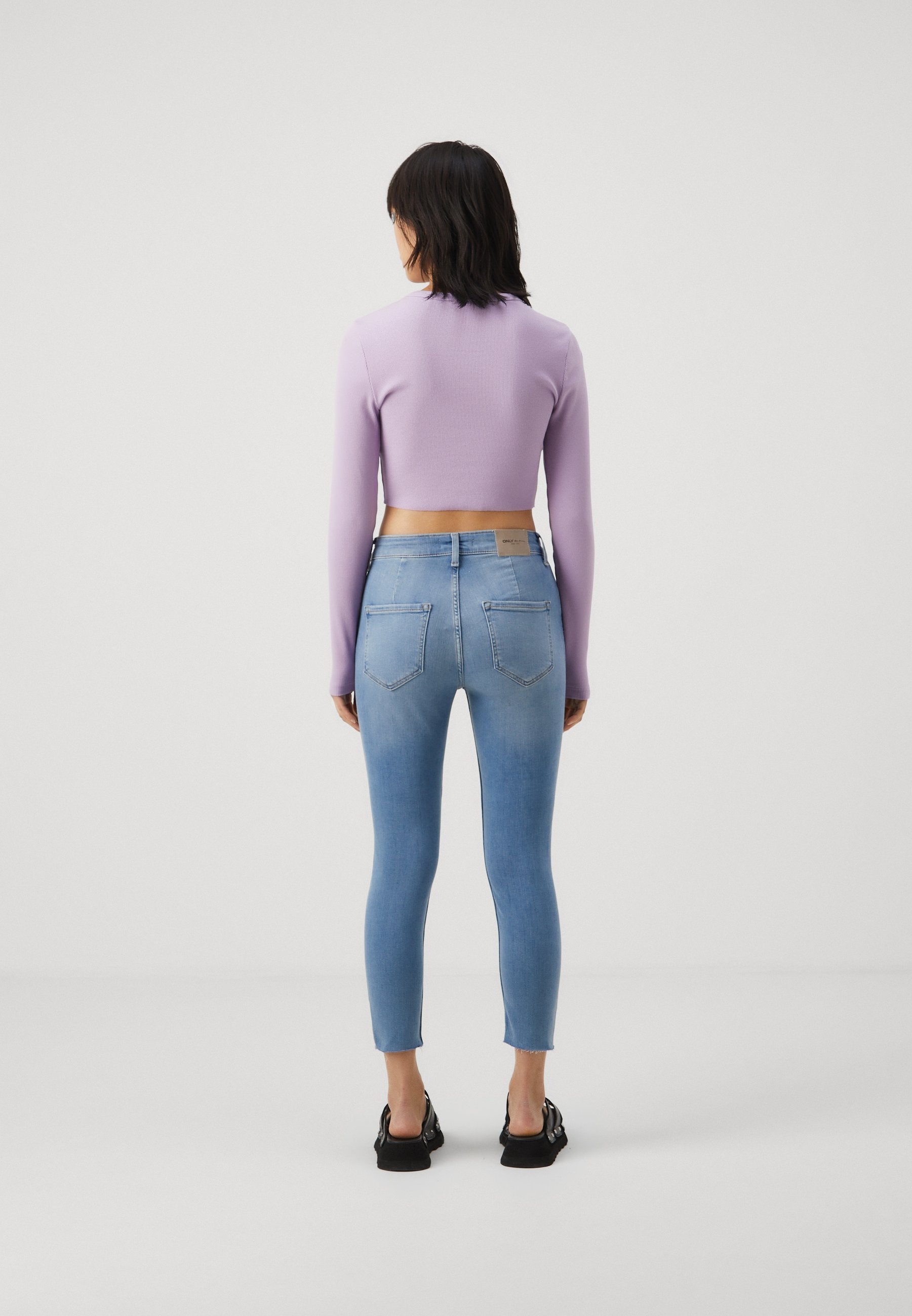 ONLBLUSH MID WAIST FRONT PLEAT Media 4