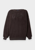 Dunkelbraunes Fleece-Sweatshirt mit strukturierter Oberfläche, Rundhalsausschnitt und gerippten Bündchen. Auf der Vorderseite befindet sich ein erhabenes "GAP"-Logo.