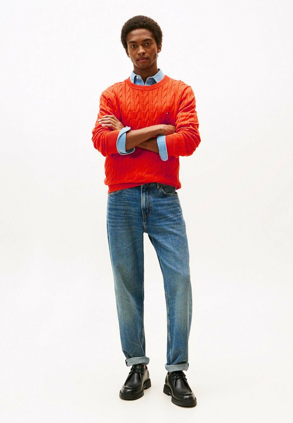 Tommy Hilfiger