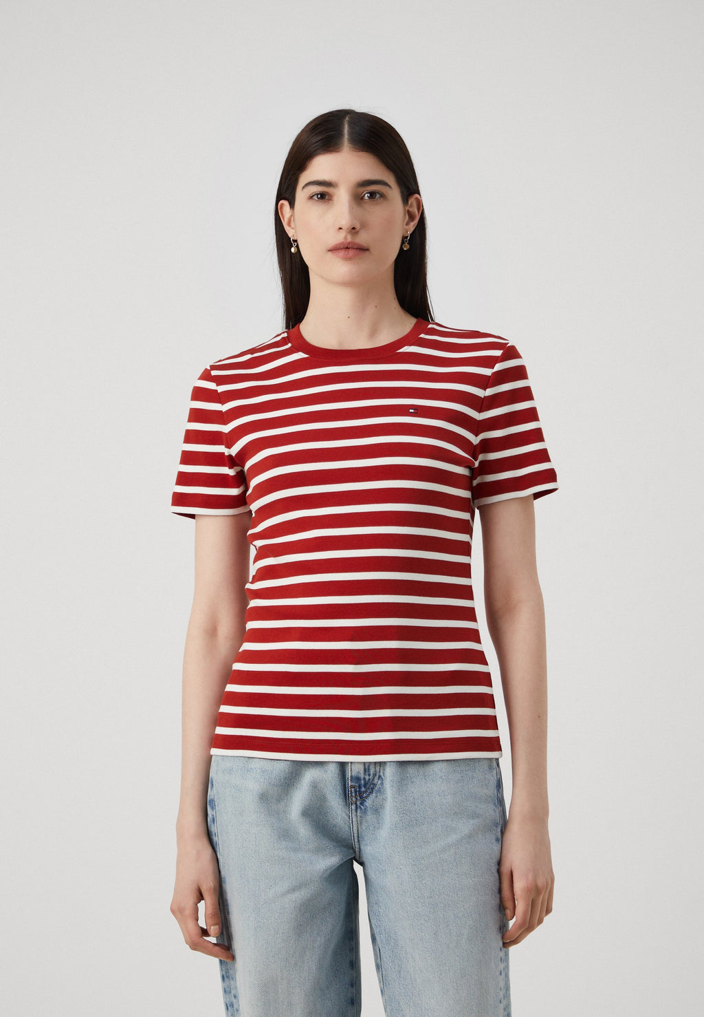 SLIM CODY TEE Media 3