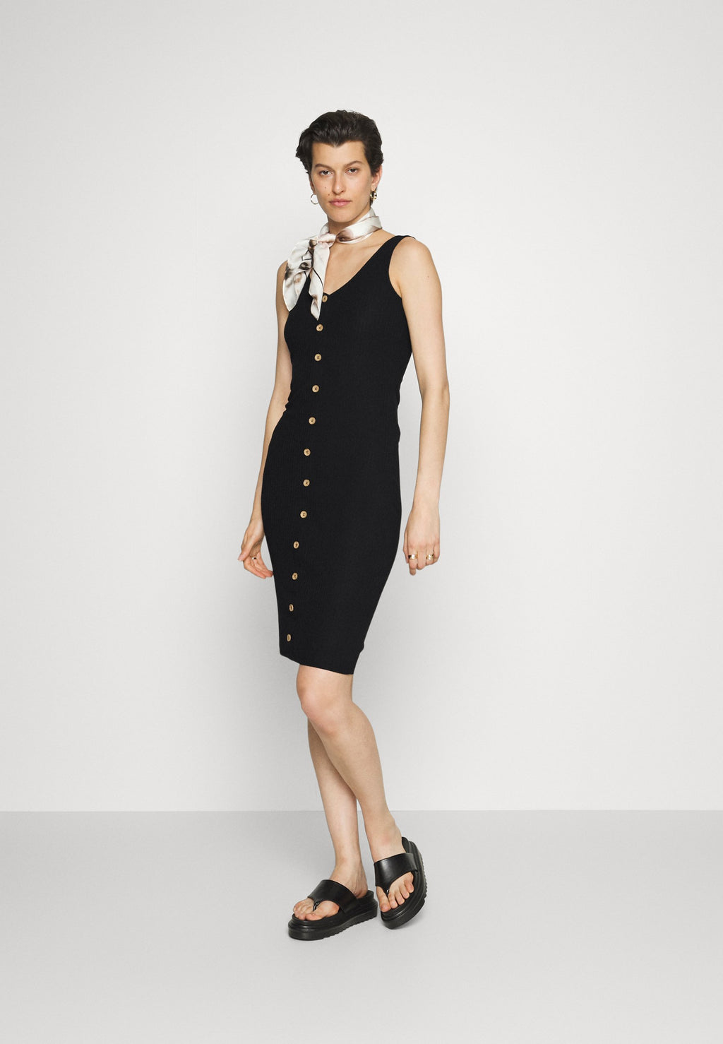 ONLNELLA BODYCON DRESS Media 2