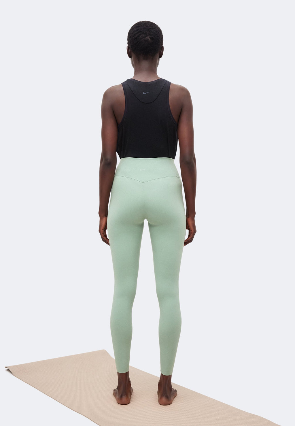 Nike Performance ZENVY