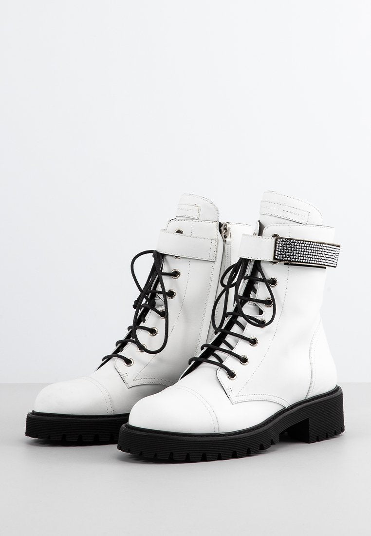 Giuseppe Zanotti