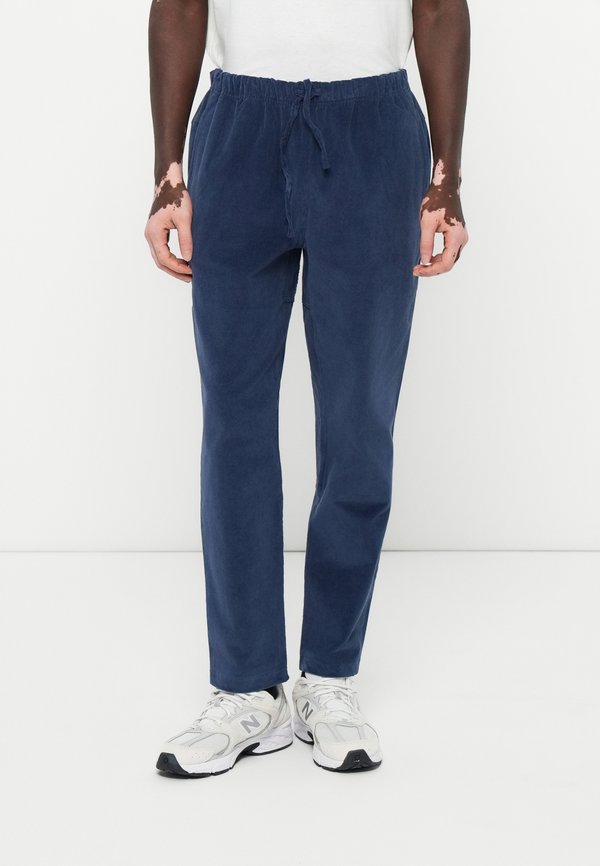 New Balance STRETCH PANT - Trousers - blue