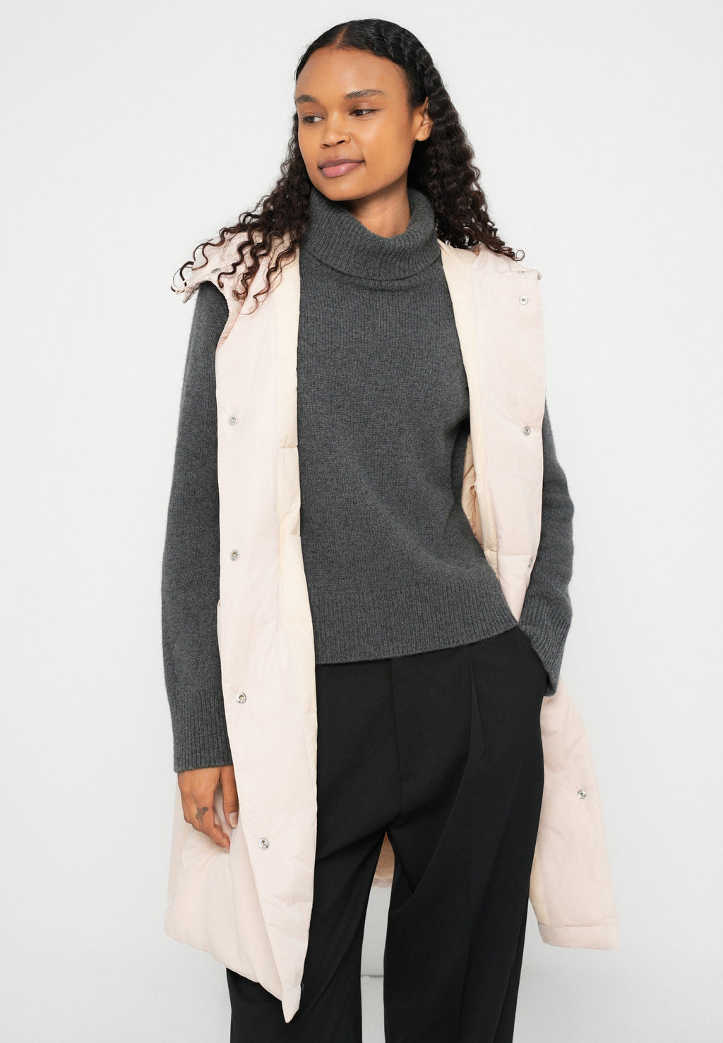 Armani Exchange Weste Media 4