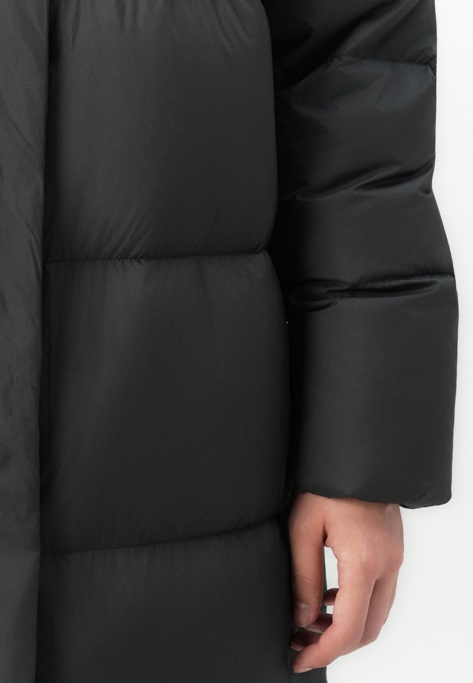 MODERN MAXI COAT Media 6