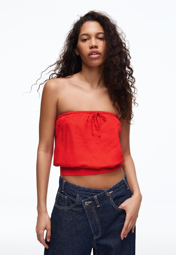 Bershka BANDEAU - Top - red