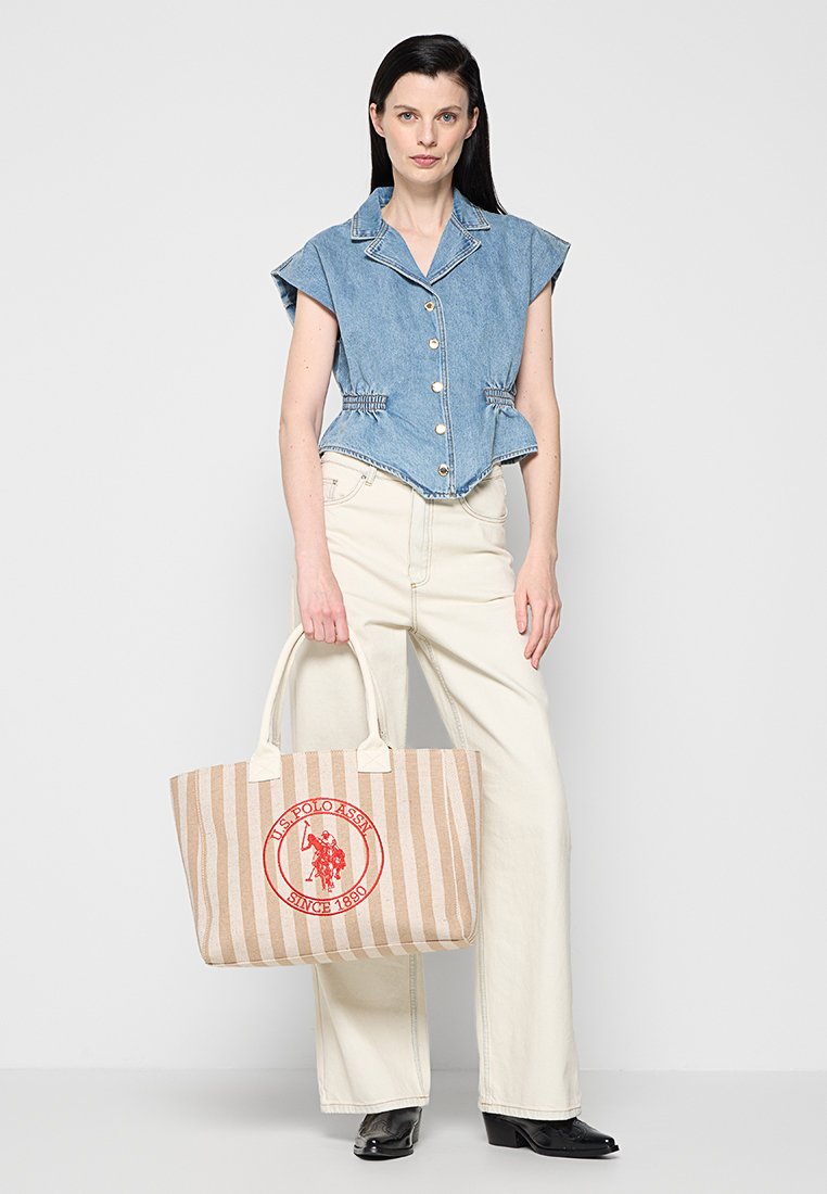 U.S. Polo Assn.