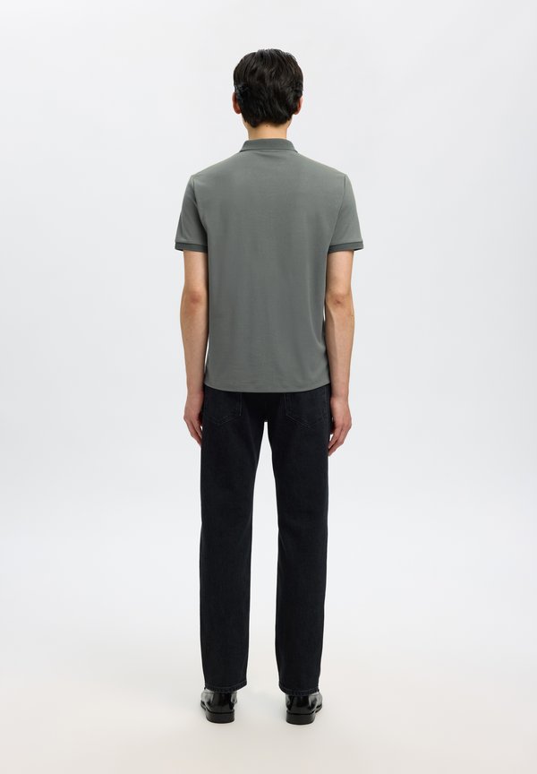 Selected SLHFAVE ZIP