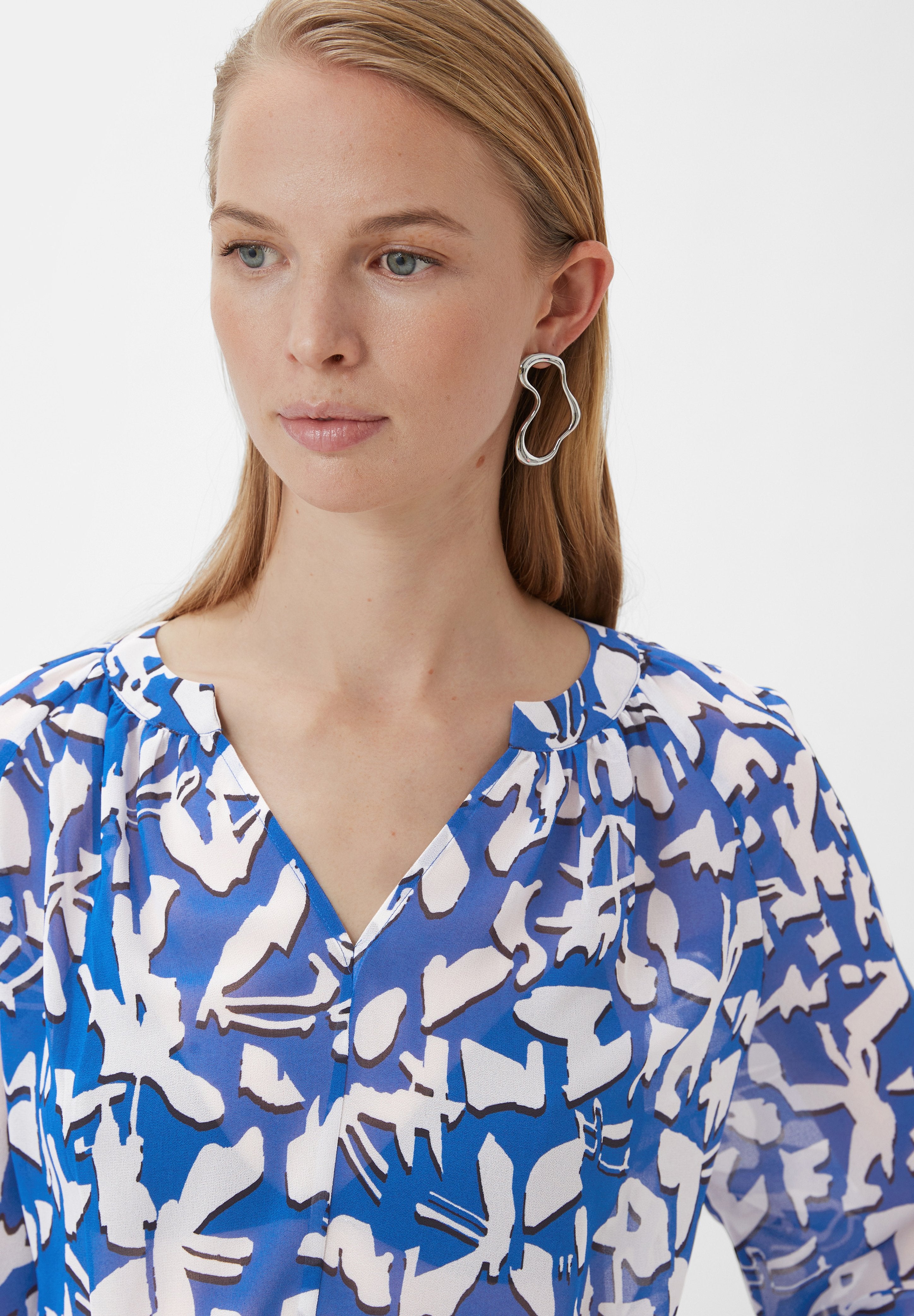 BLUSE AUS CHIFFON Media 5