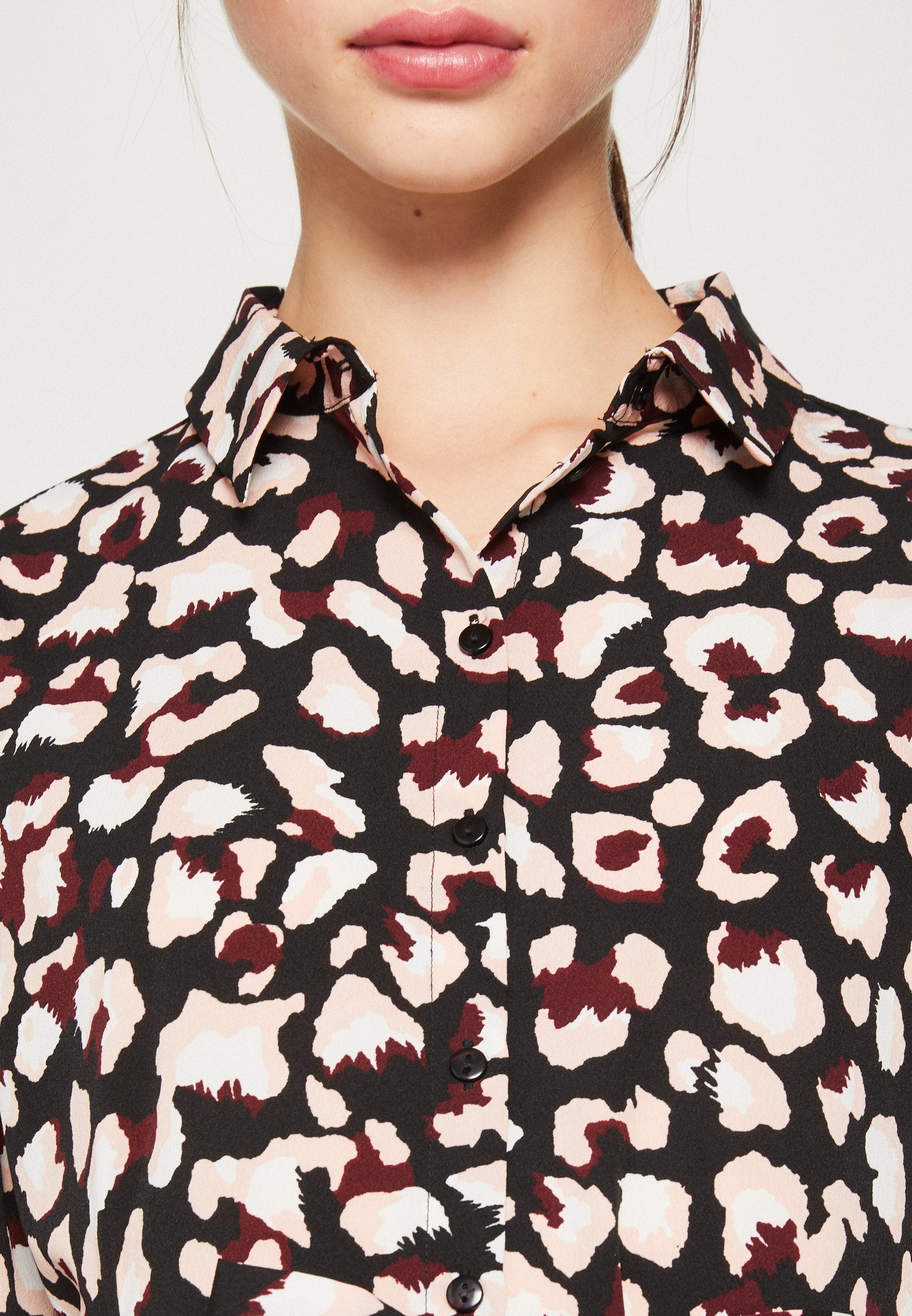 Pieces PCFALISHI MIDI SHIRT DRESS
