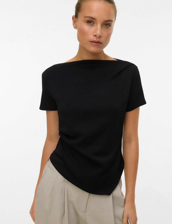 Vero Moda VMMILLE SS BOATNECK SHORT TOP JRS NOOS - Basic T-shirt - black