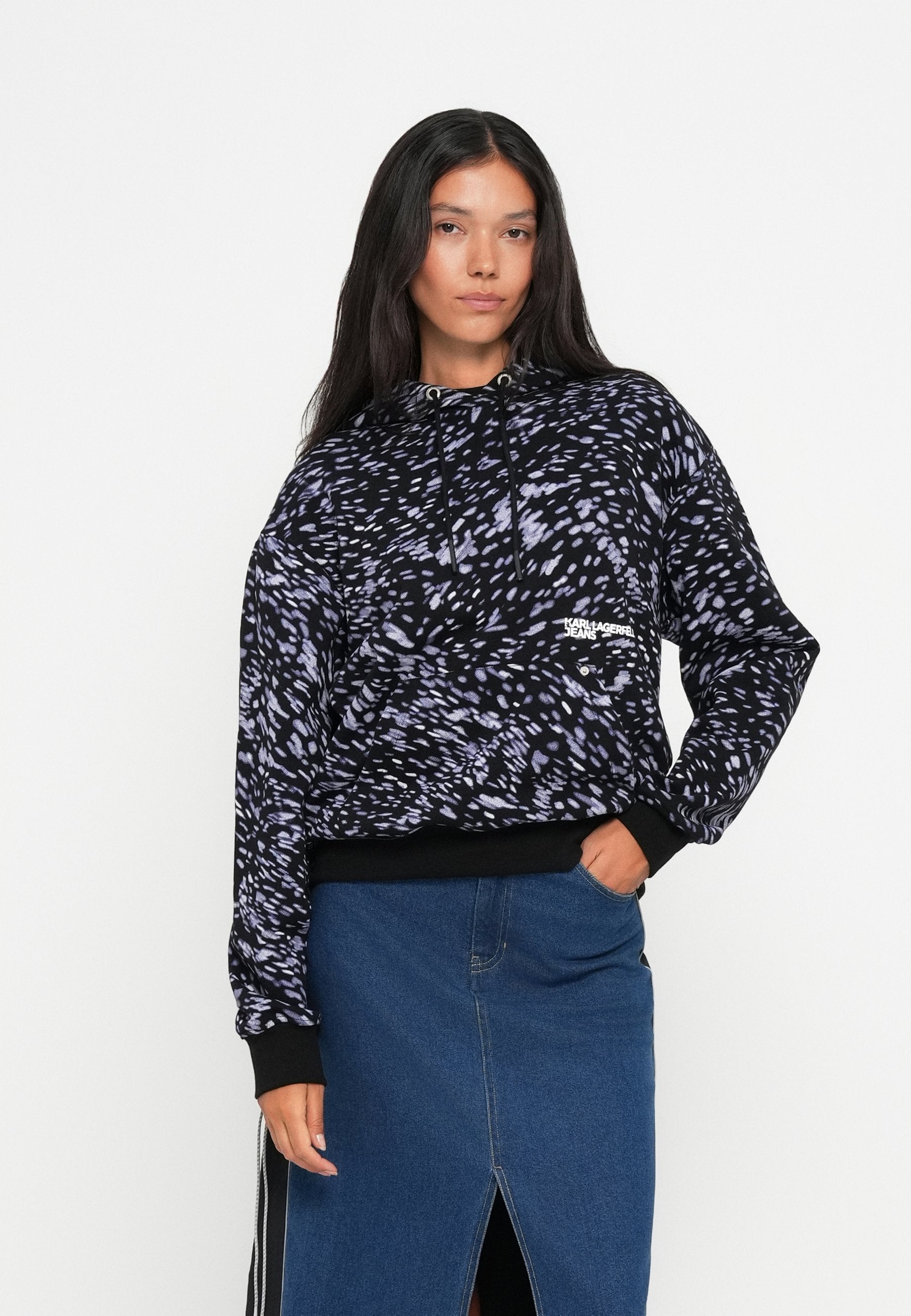 RELAXED LIGHTS HOODIE Media 5