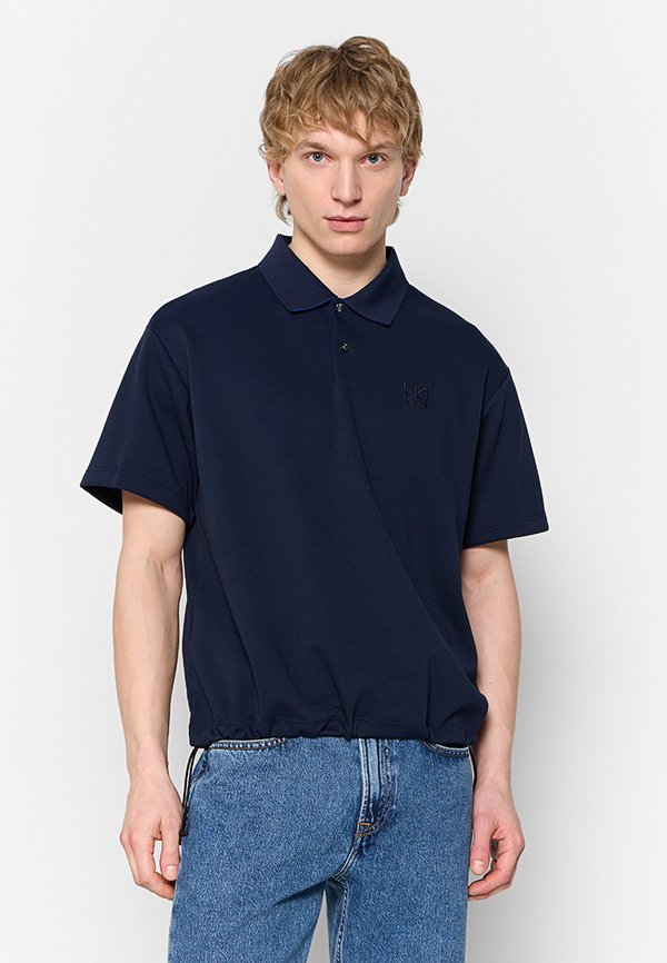 Calvin Klein REGULAR FIT