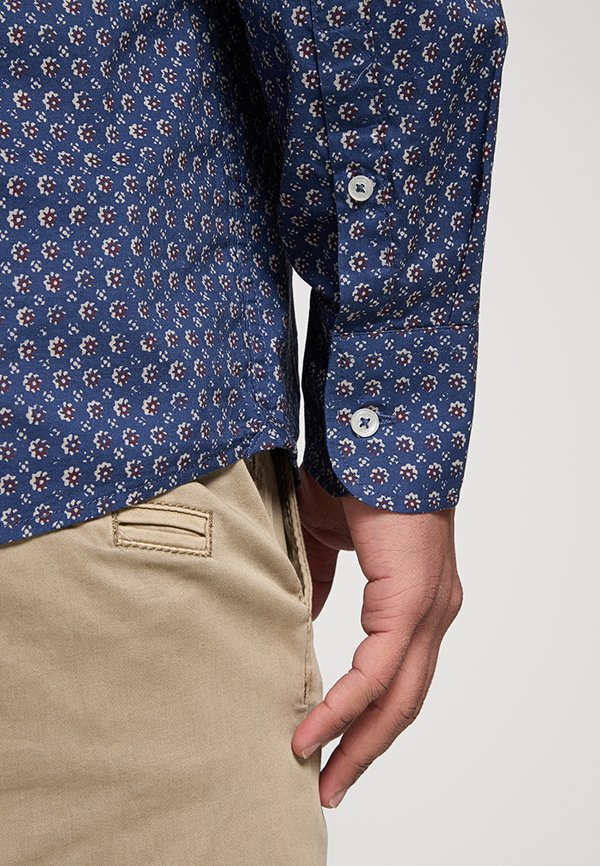 Gaudi REGULAR FIT