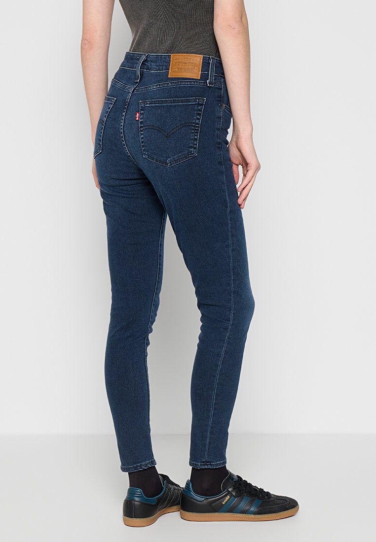 Levi's® 721 HIGH RISE SKINNY