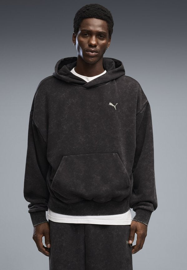 Puma BOXY WASHED GRAPHIC HOODIE UNISEX - Hoodie - black