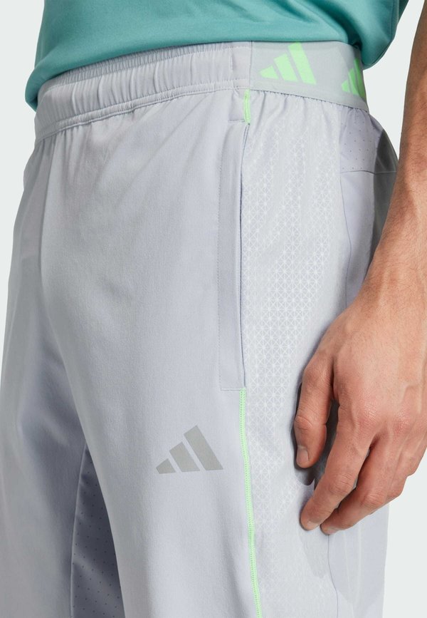 adidas Performance TECH APP