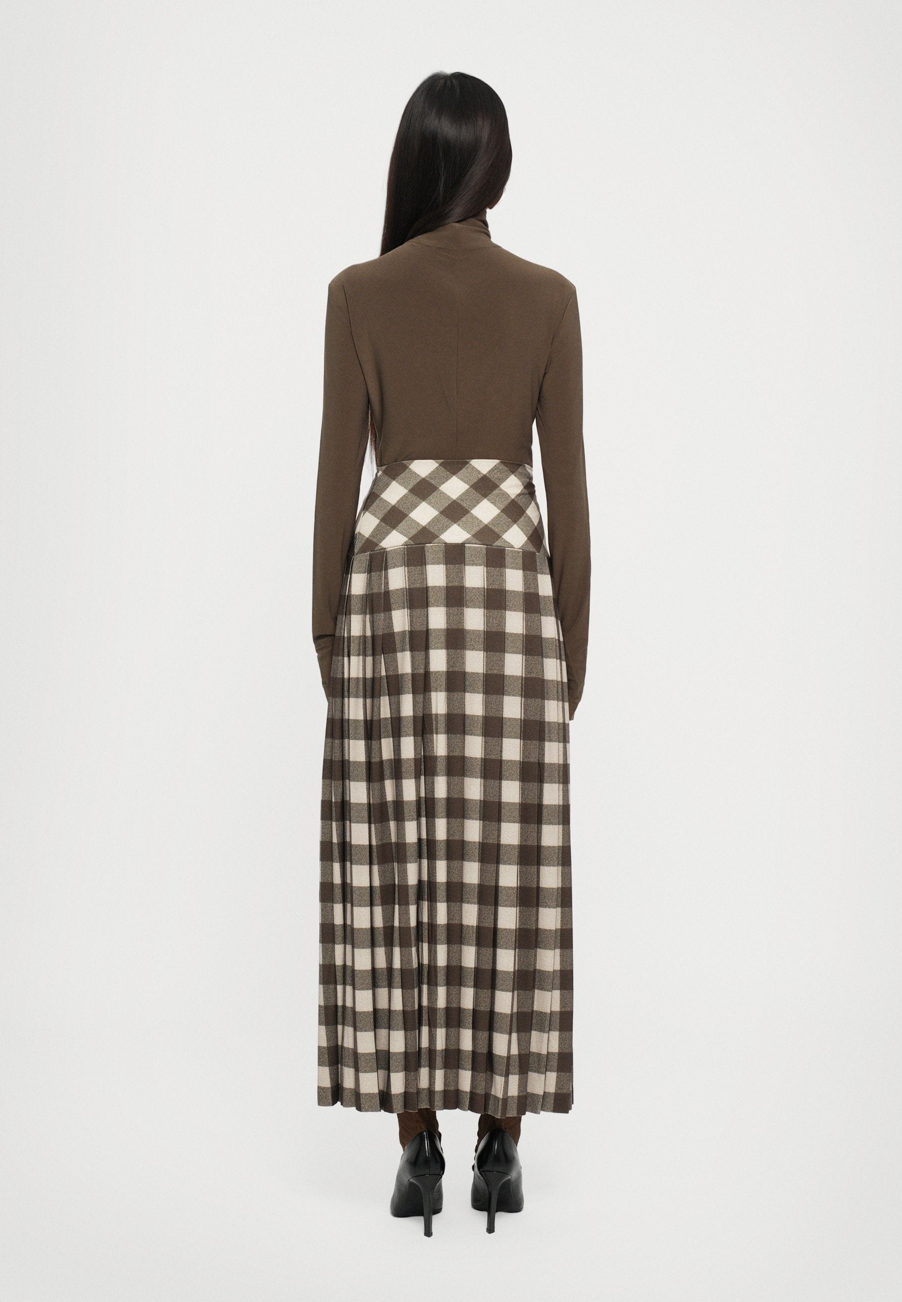 Norma Kamali PLEATED LONG SKIRT SLIT