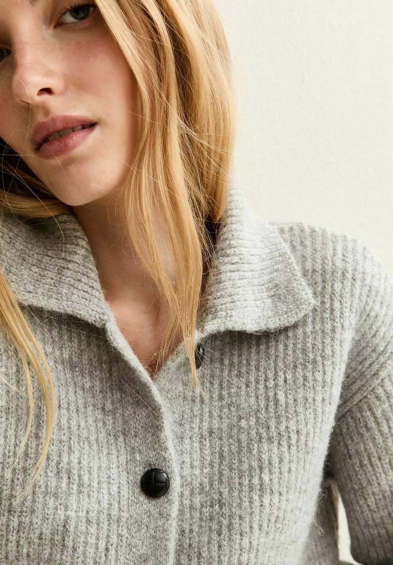 New Look COLLARED BUTTON