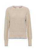 Beige gestrickter Pullover mit geripptem Rundhals, langen Ärmeln und hellblauen Saumakzenten. Strukturiertes Material mit lockerer Passform.