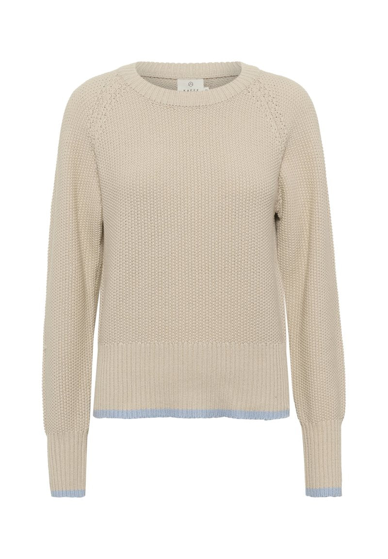 Beige gestrickter Pullover mit geripptem Rundhals, langen Ärmeln und hellblauen Saumakzenten. Strukturiertes Material mit lockerer Passform.