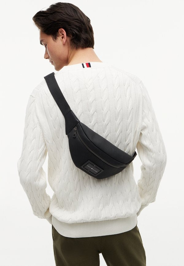 Tommy Hilfiger FOUNDATION UNISEX - Bum bag - black