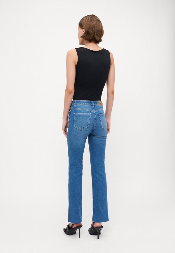 Vero Moda Tall VMSHEILA KICK