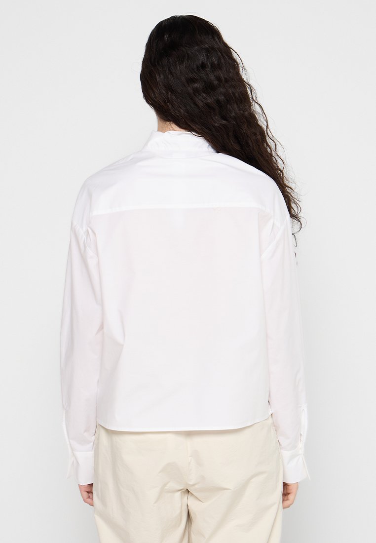 TWINSET