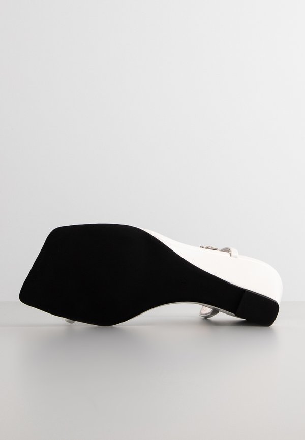 Jeffrey Campbell APPETITO