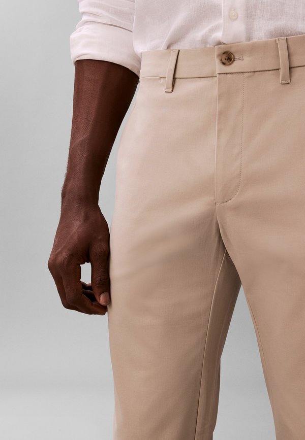 Calvin Klein SLIM CHINO TROUSER