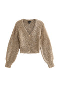 Flauschige beigen Cropped-Cardigan mit tiefem V-Ausschnitt, langen Ärmeln und drei Knöpfen vorne. Weicher Stoff mit lässiger Passform.
