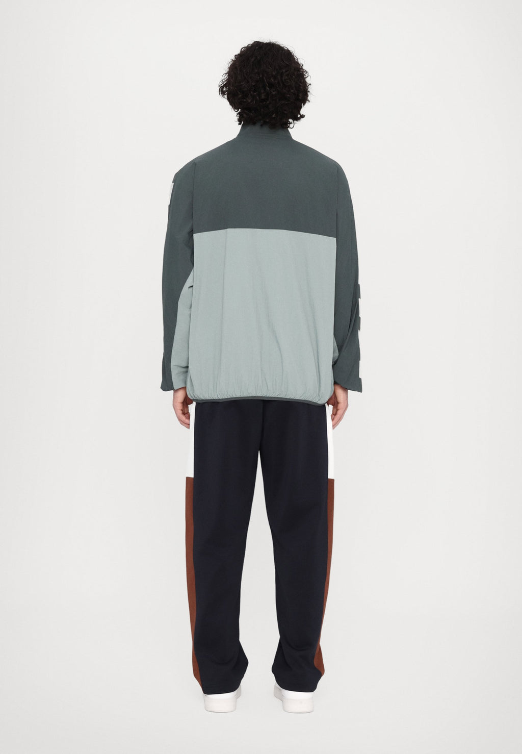 JACKET Media 4