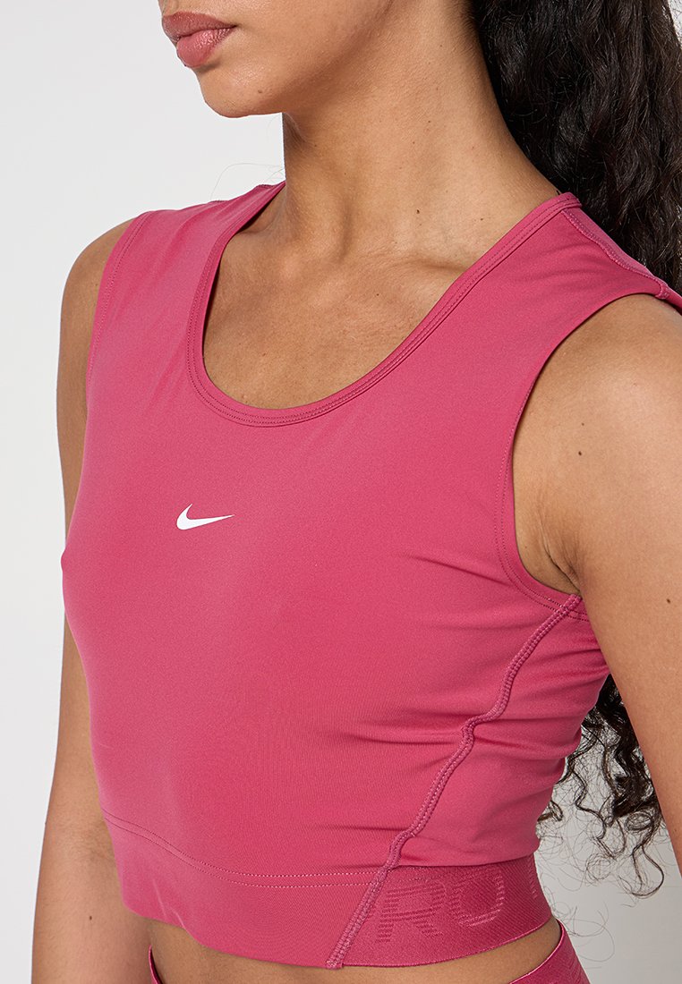 Nike Performance