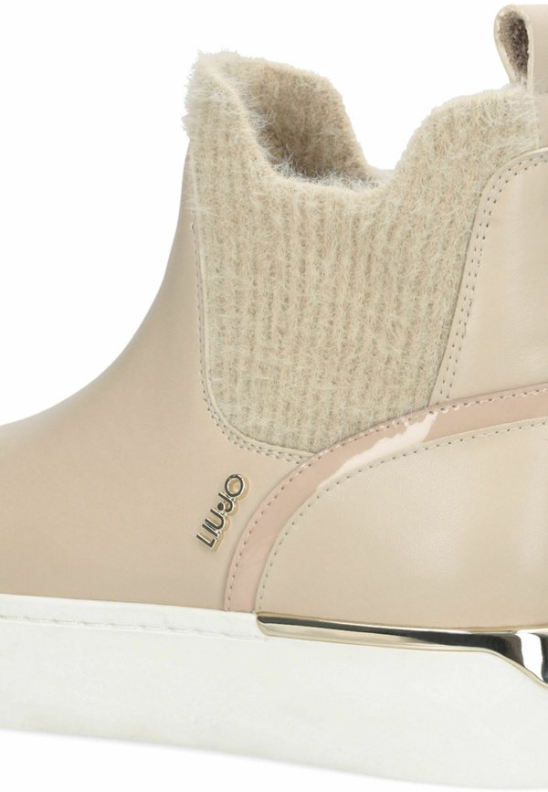 LIU JO WARM EFFECT PRETTY