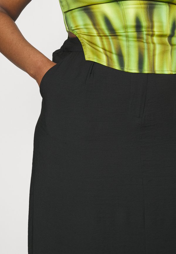 Object Curve OBJFALINE SKIRT
