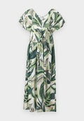 Vero Moda Curve VMCZOEY FONDA WIDE DRESS  - Day dress - laurel wreath
