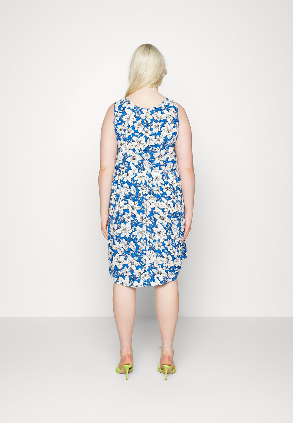 ONLY Curve ONCFREDERIKKE SARAH DRESS