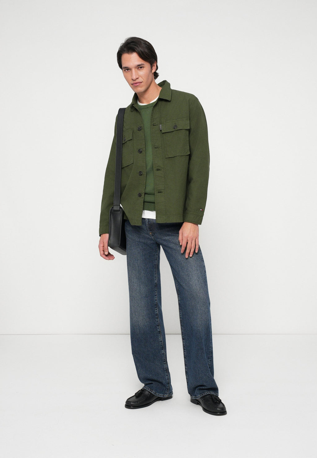 TEXTURED WASHED SATEEN UTILITY SHIRT JACKET Media 2