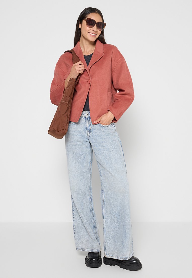 American Vintage