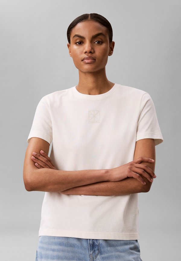 Calvin Klein CREW TEE - Basic T-shirt - tofu