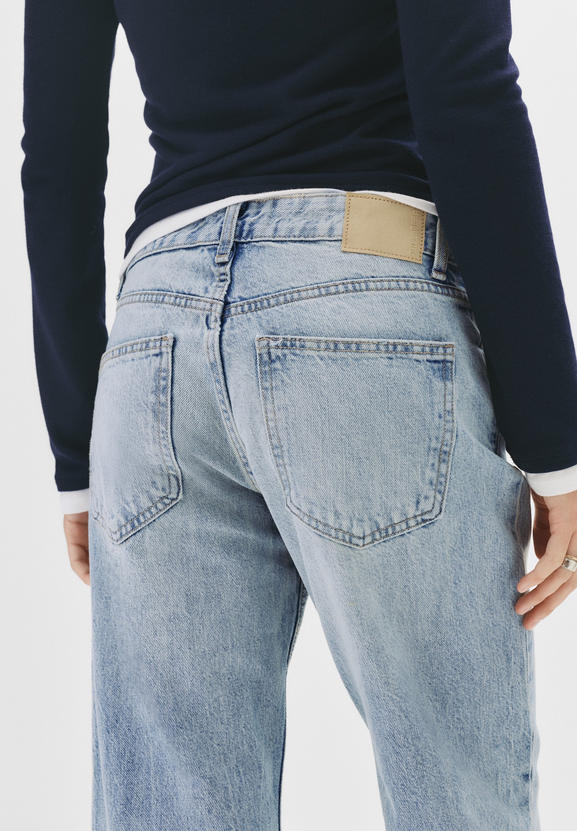 PULL&BEAR MID-WAIST