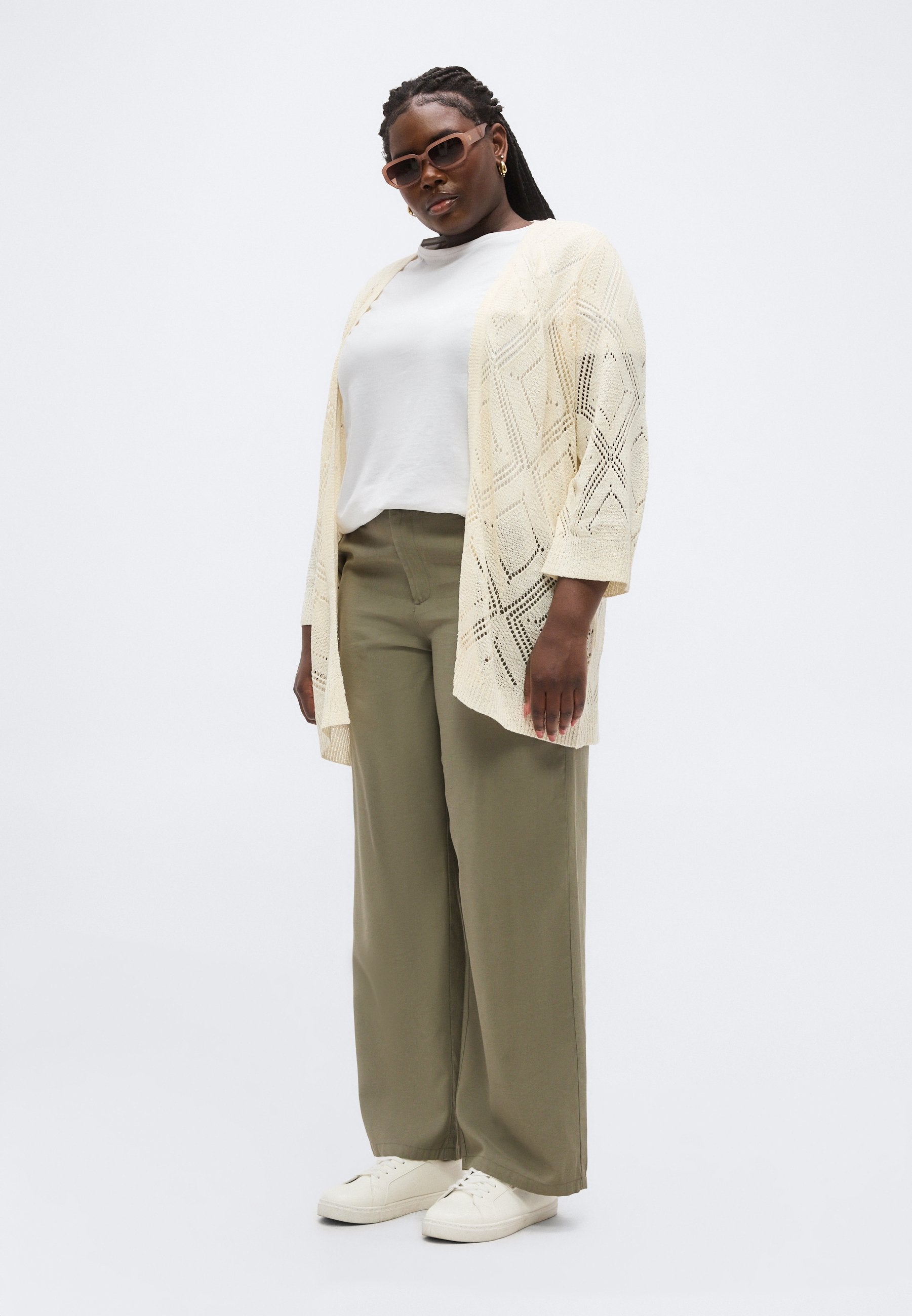 CARARIS Straight Fit Media 2