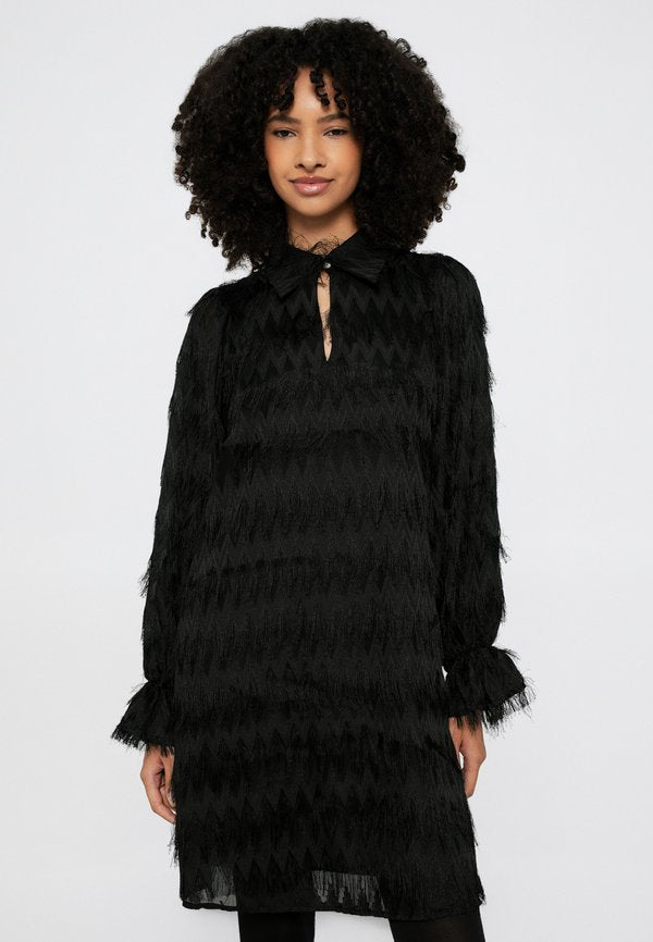Bruuns Bazaar FRILLY ARMADE DRESS