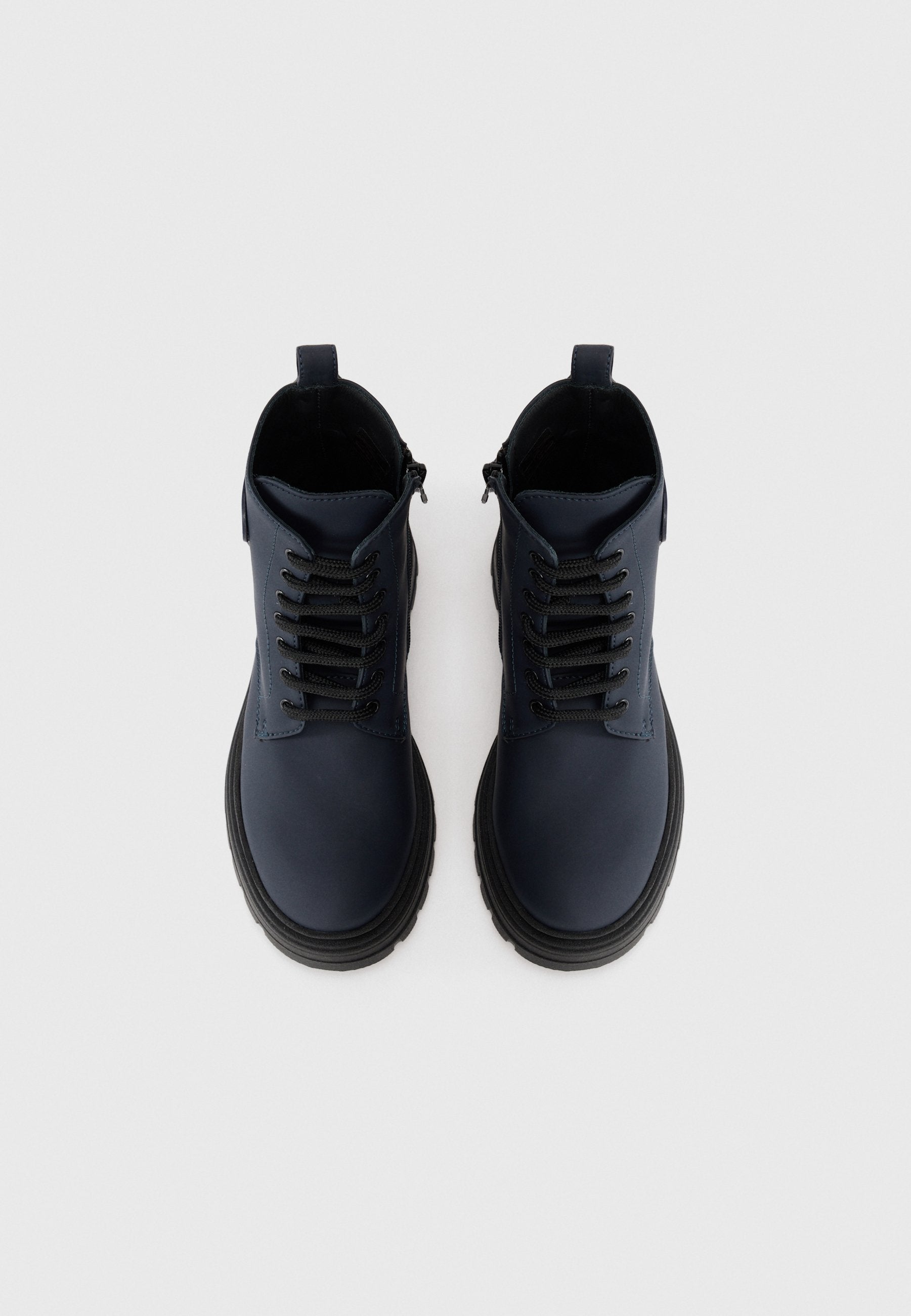 Emporio Armani UNISEX