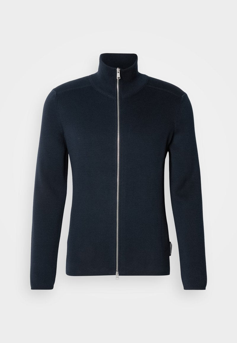 ZIPPED JACKET Media 1
