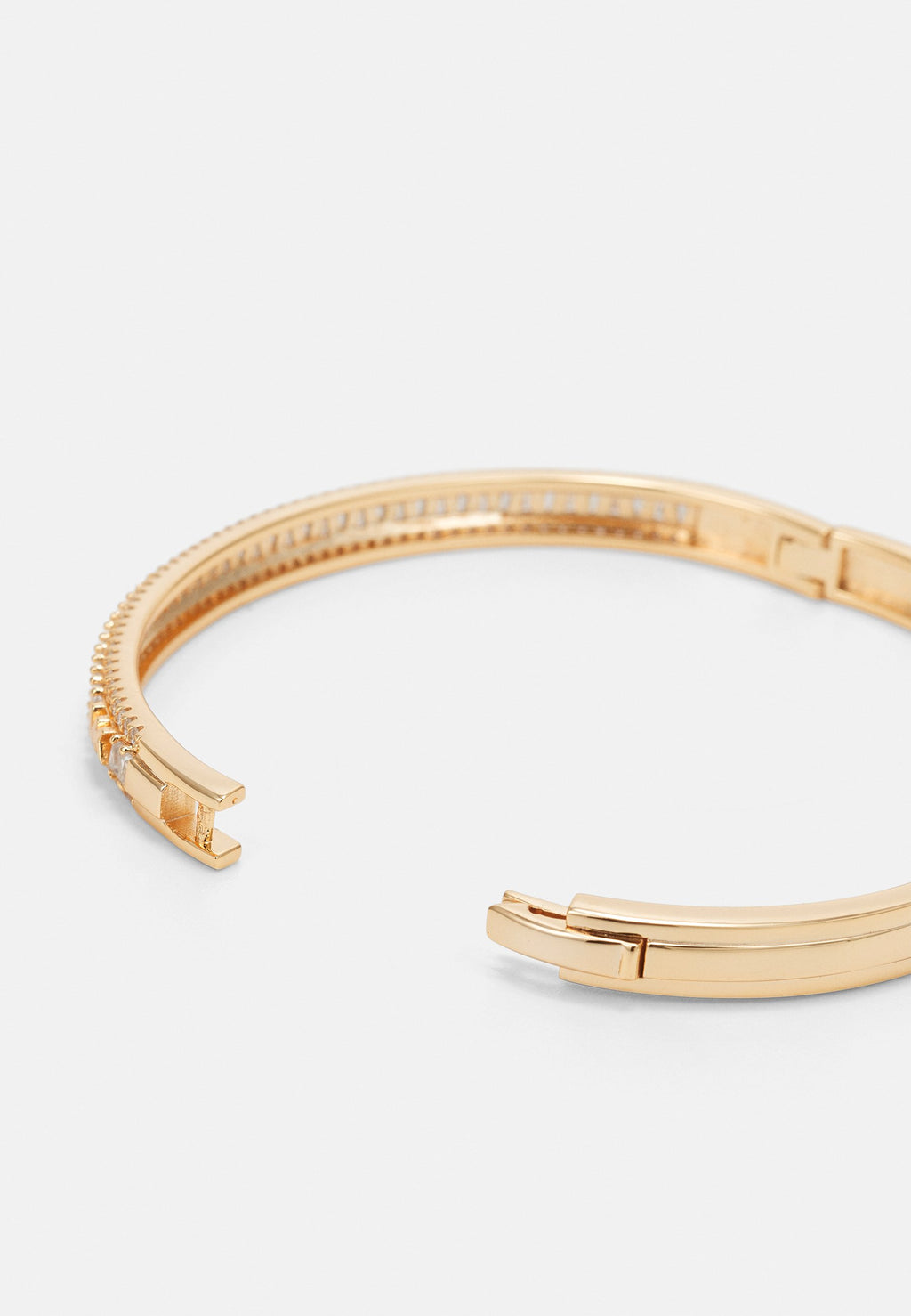 BRACELET Media 2