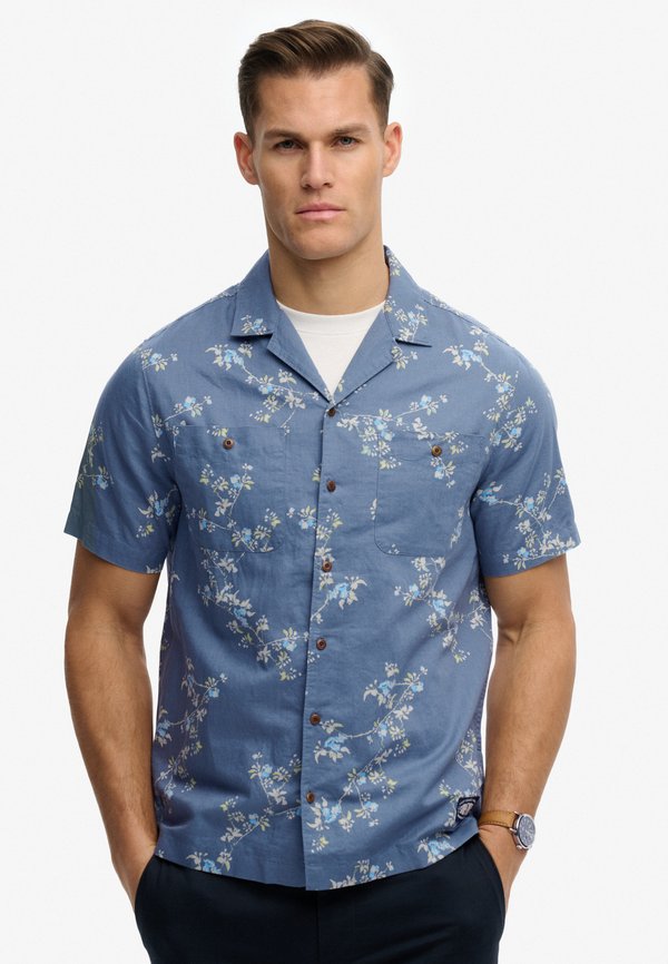 Superdry & Co SUPERDRY SHORT SLEEVE PRINTED BEACH SHIRT.. - Beach accessory - spring buds blue